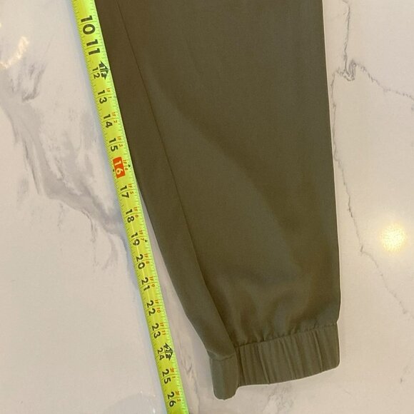 Banana Republic Olive Ankle Pants - Picture 5 of 6